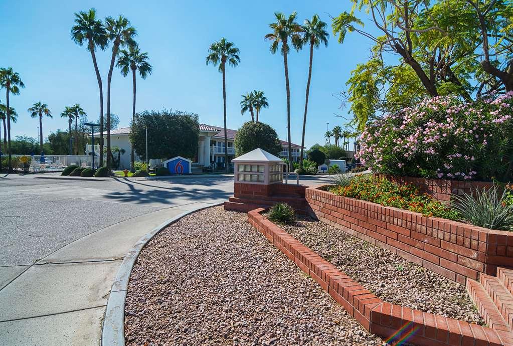Motel 6 Chandler Prado del Sol Экстерьер фото