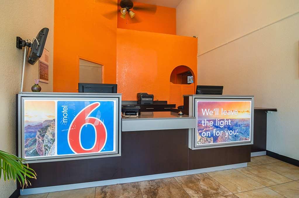 Motel 6 Chandler Prado del Sol Интерьер фото