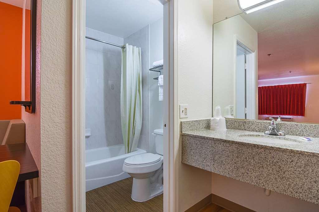 Motel 6 Chandler Prado del Sol Номер фото