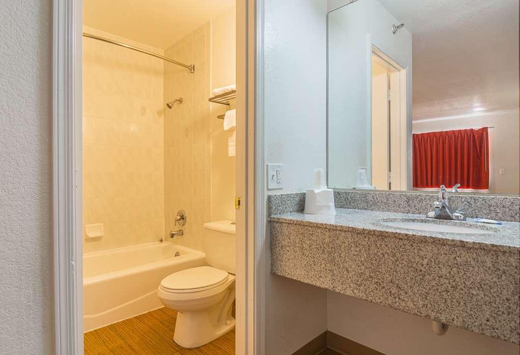 Motel 6 Chandler Prado del Sol Номер фото